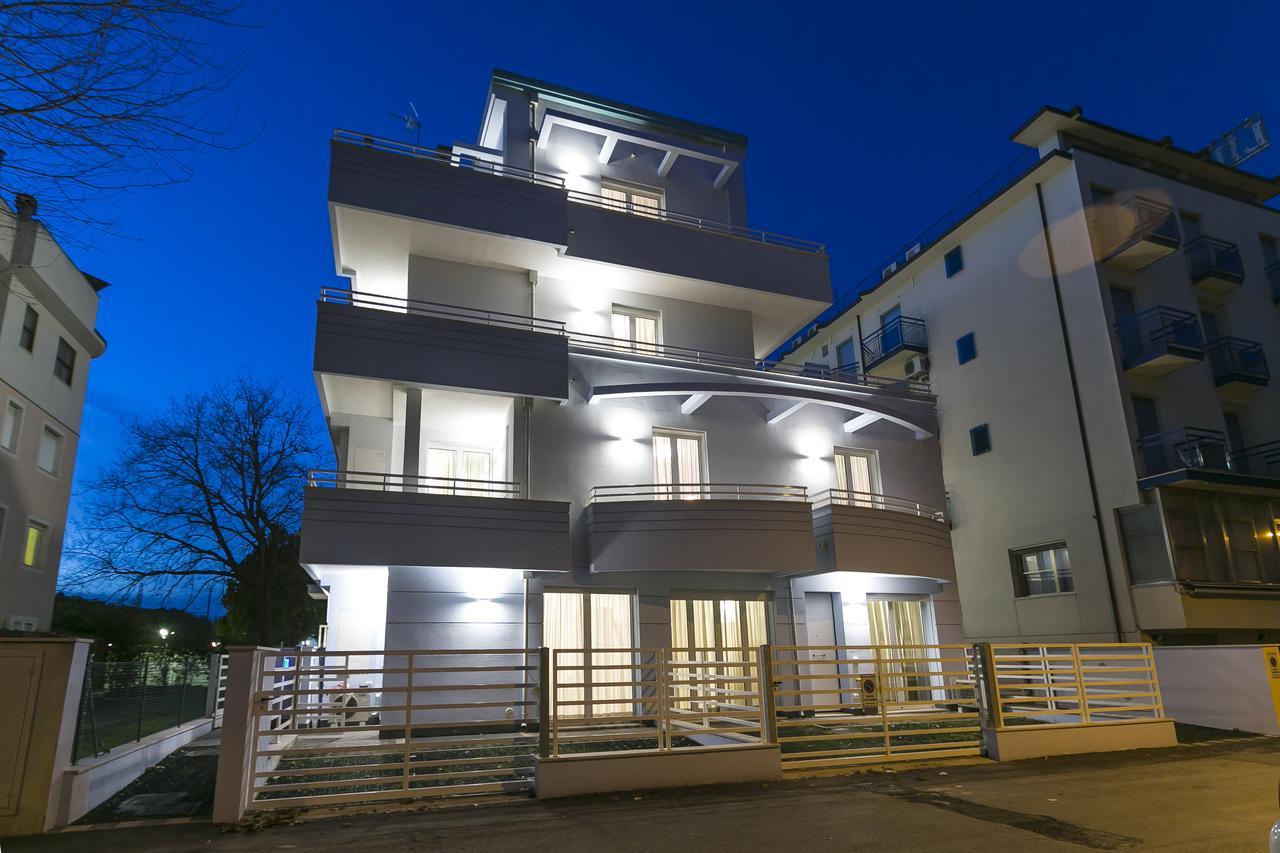 Residenza Riva Azzurra Apart otel Rimini Dış mekan fotoğraf